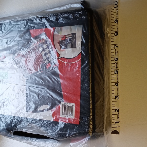 Battery Storage Case with Tester - Picture 5 of 6